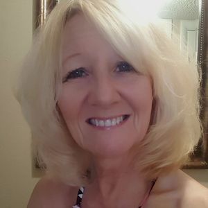 Meet your Posher, Tina