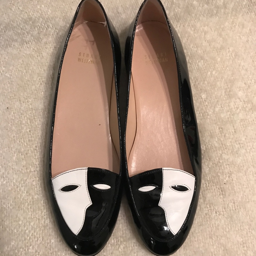 Rare Stuart Weitzman "Mask" flats.