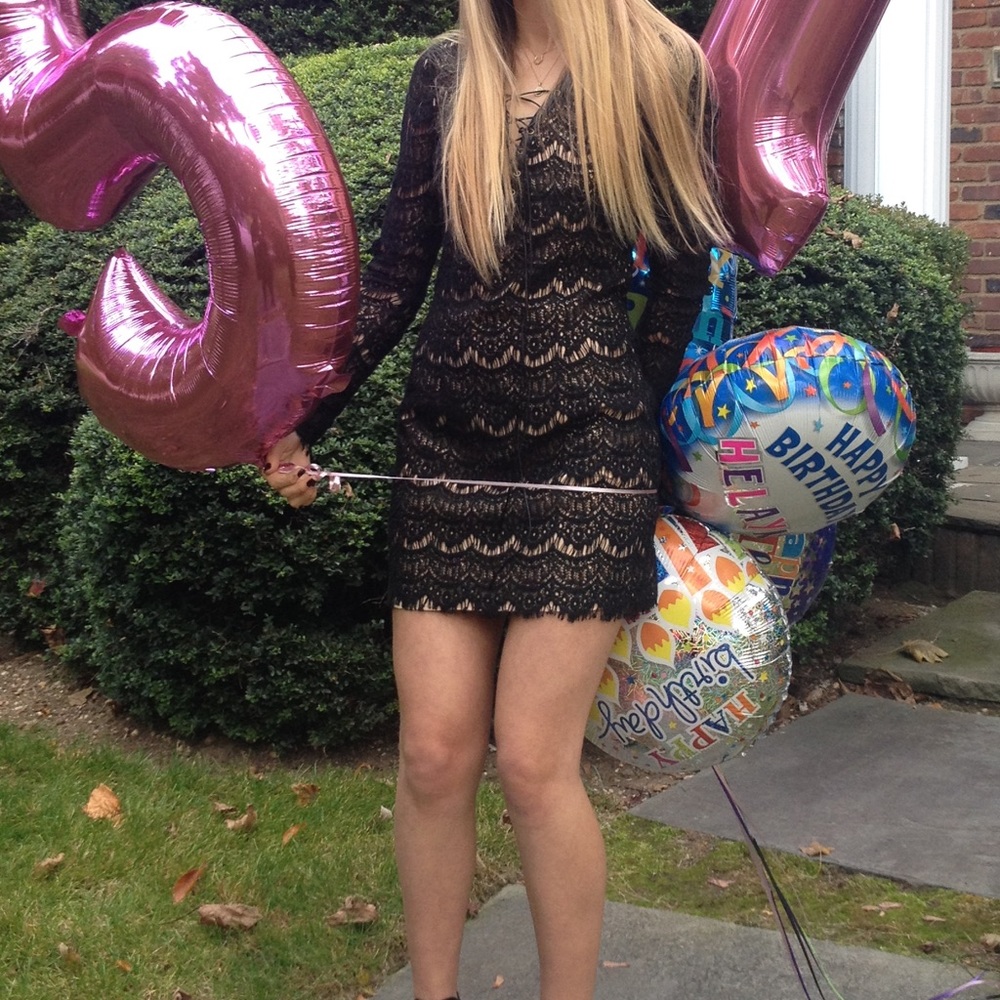 DO+BE Black and Tan Lace Long Sleeve Dress