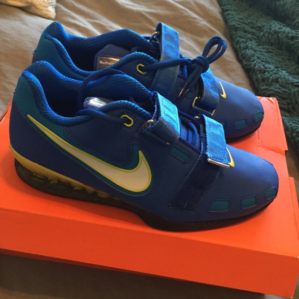 NEW Nike Romaleos 2 Weightlifting Shoes