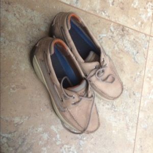 Men’s sperry top sided dress shoes