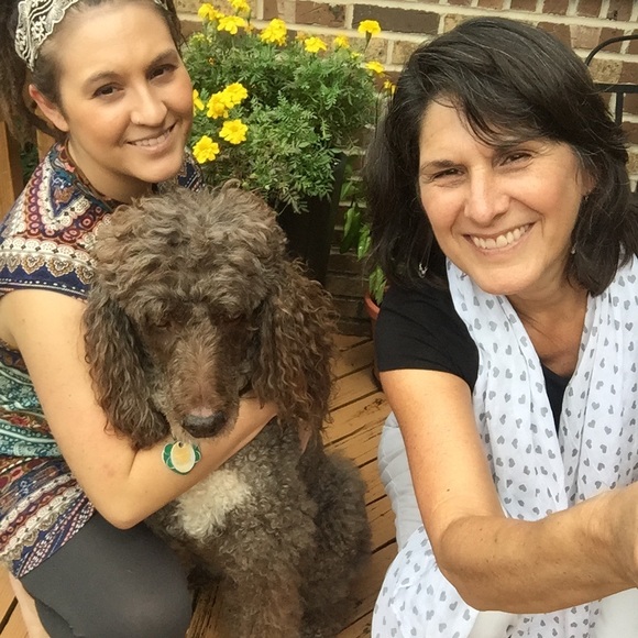 Meet your posher! - Picture 3 of 8