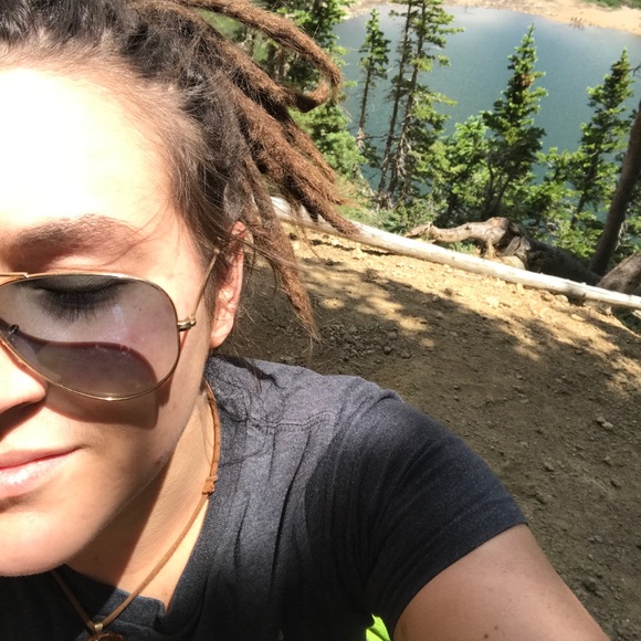 Meet your posher! - Picture 6 of 8