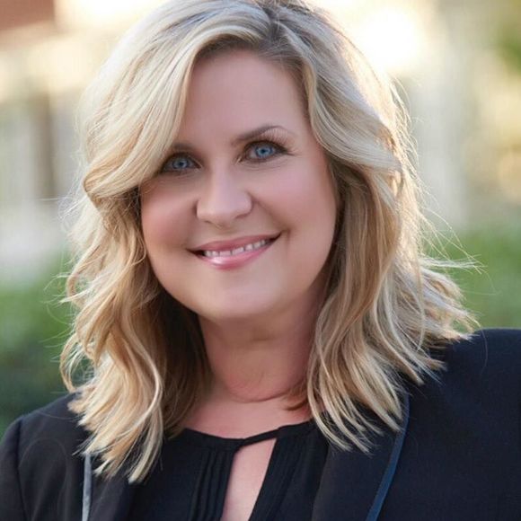 Meet your Posher, Tina - Picture 1 of 1