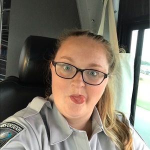 Meet your Posher, Desiree