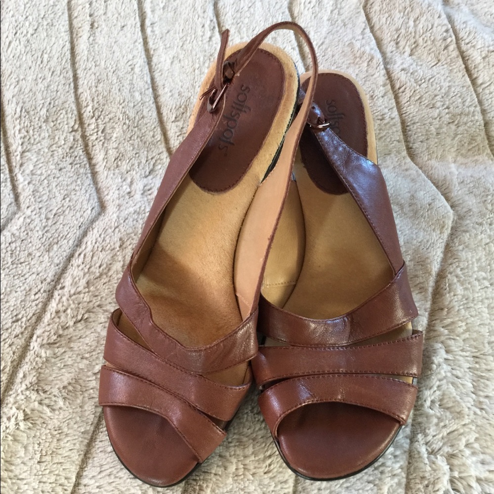 Price Drop! NWOT Softspots Neima Sandal Heels