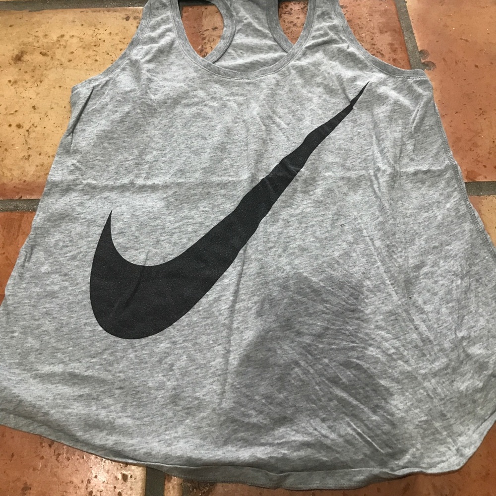 Nike workout tank