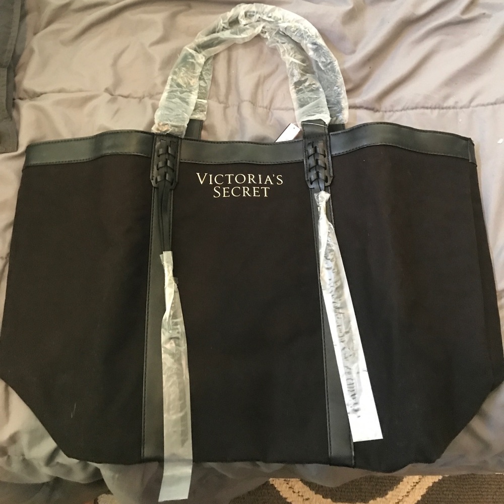 Brand new vs tote with tags!