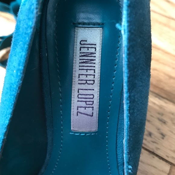 Jennifer Lopez wedges - Picture 4 of 4