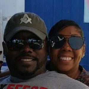 Meet your Posher, Thea