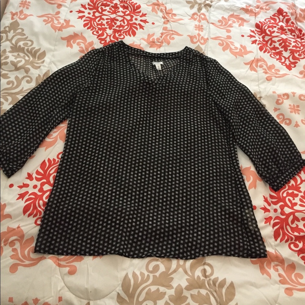 Old navy blouse size medium