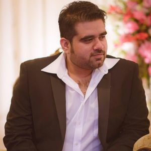 Meet your Posher, Saad