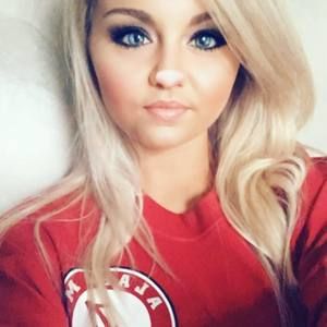 Meet your Posher, Cora