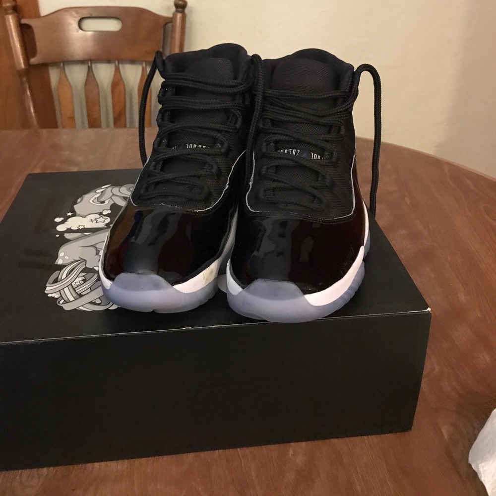 Jordan 11 Space Jams. USED. 8/10 Condition