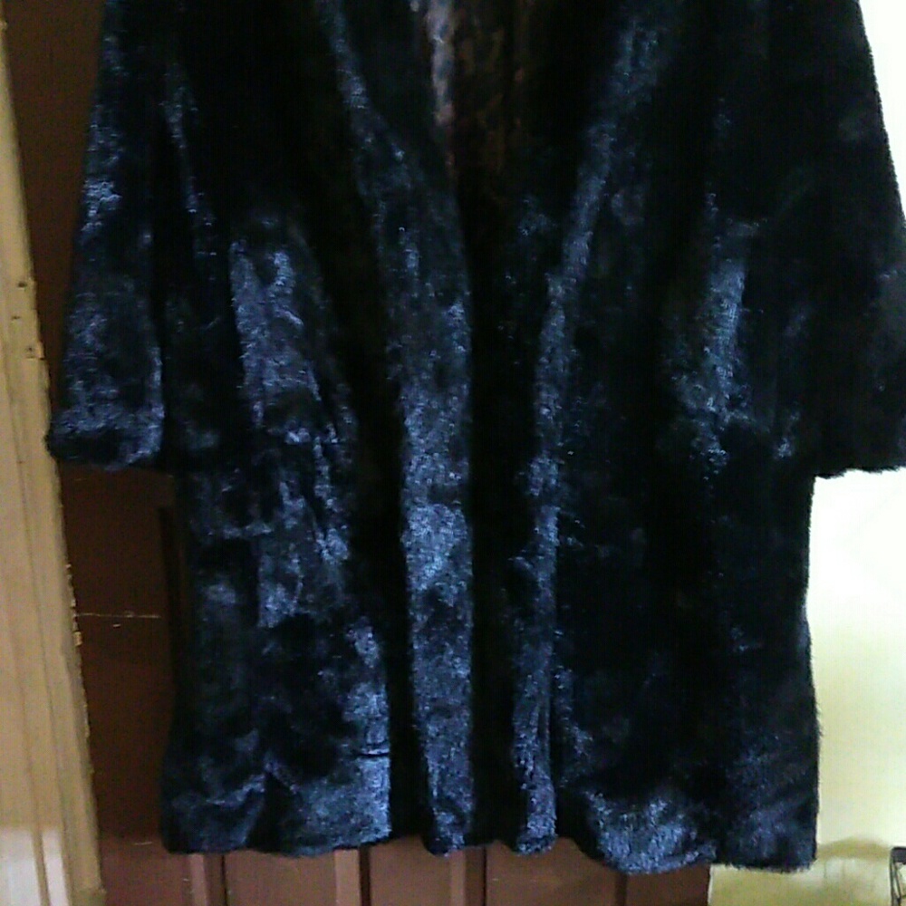 Winter coat - Picture 3 of 4