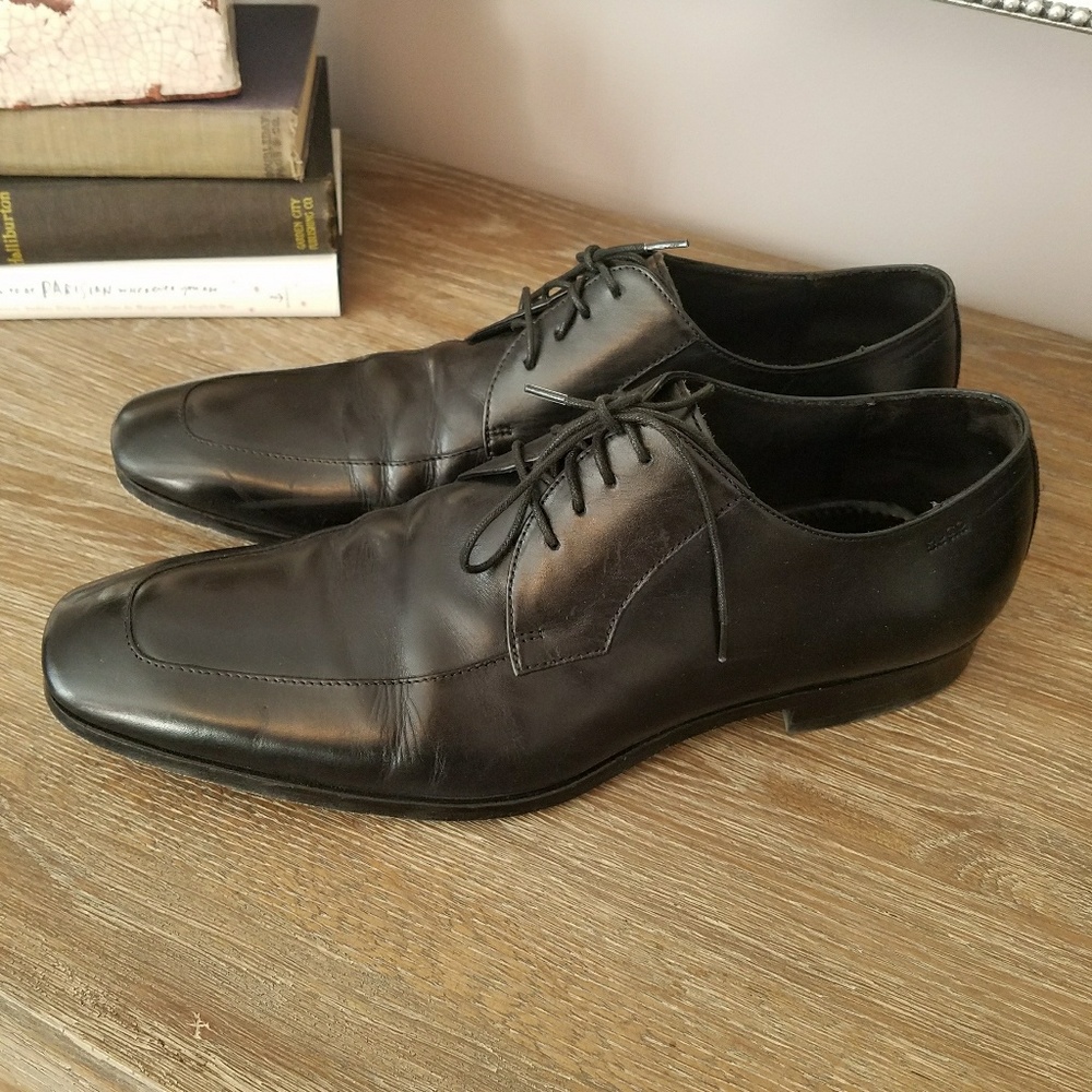 Mens black dress shoes