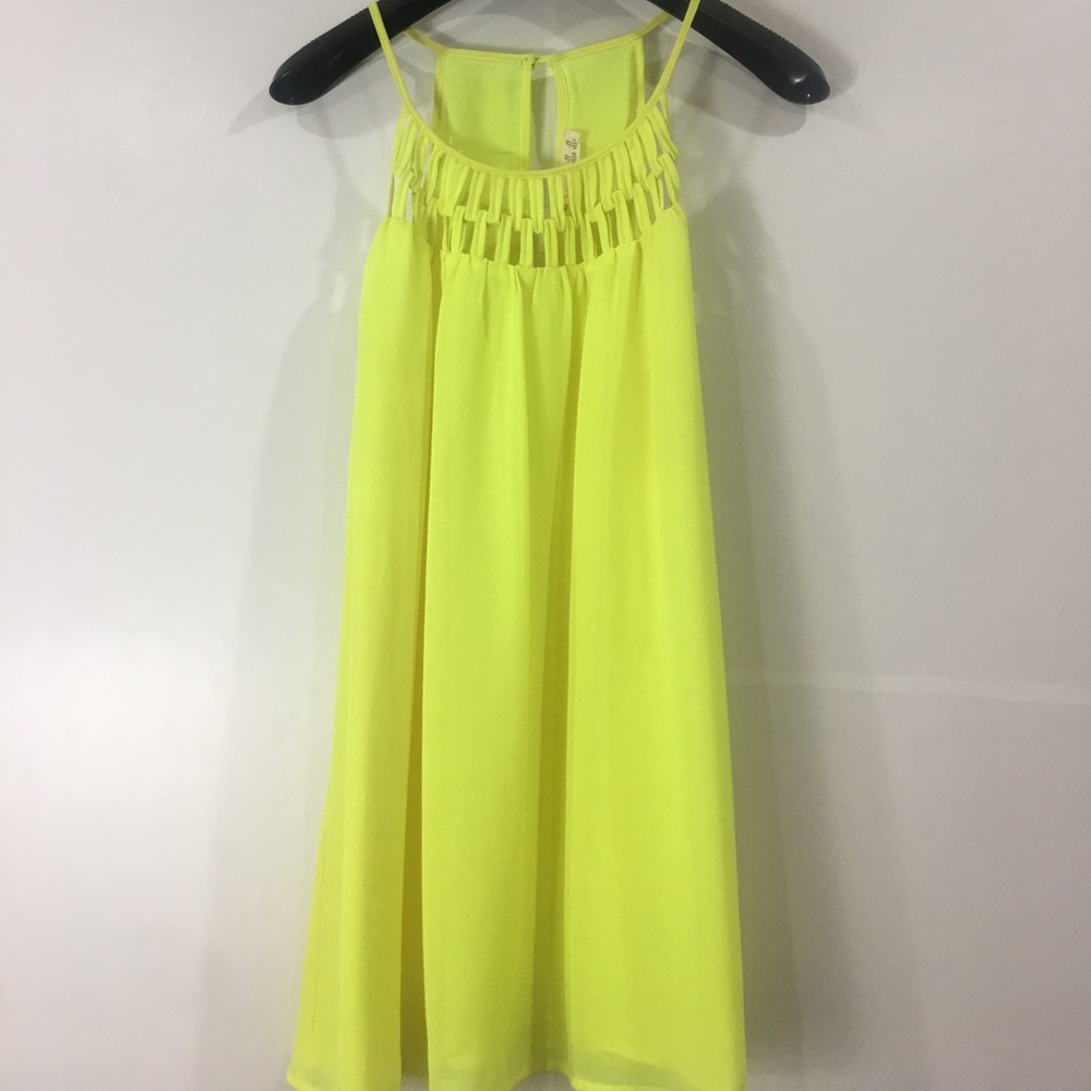 EUC NEON YELLOW BOUTIQUE TANK M - Picture 2 of 5