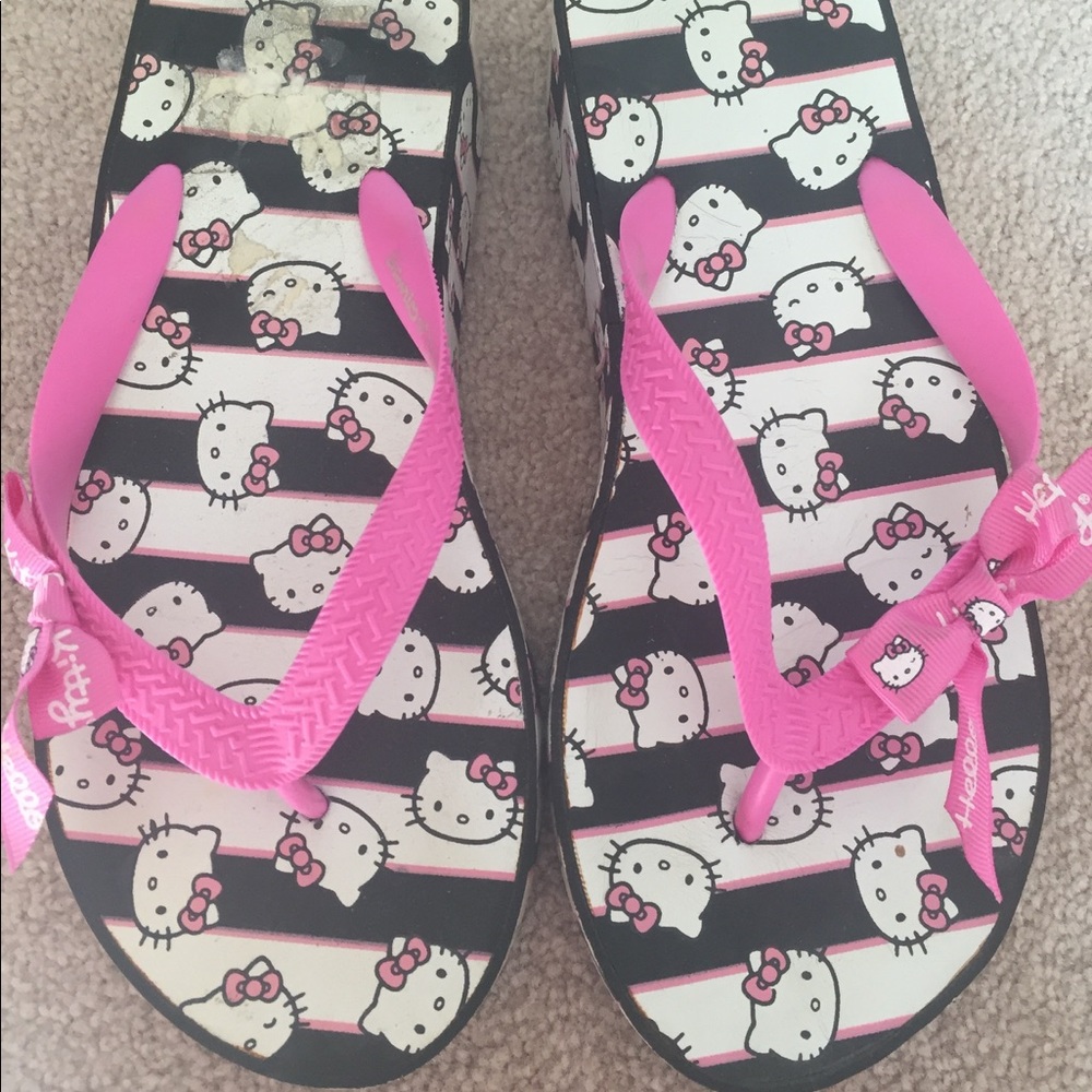 Hello Kitty Sandals