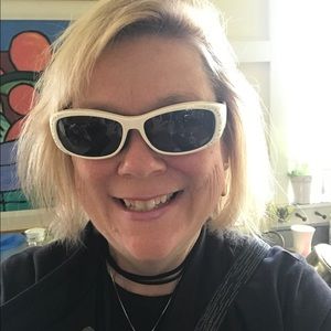 Meet your Posher, Holly