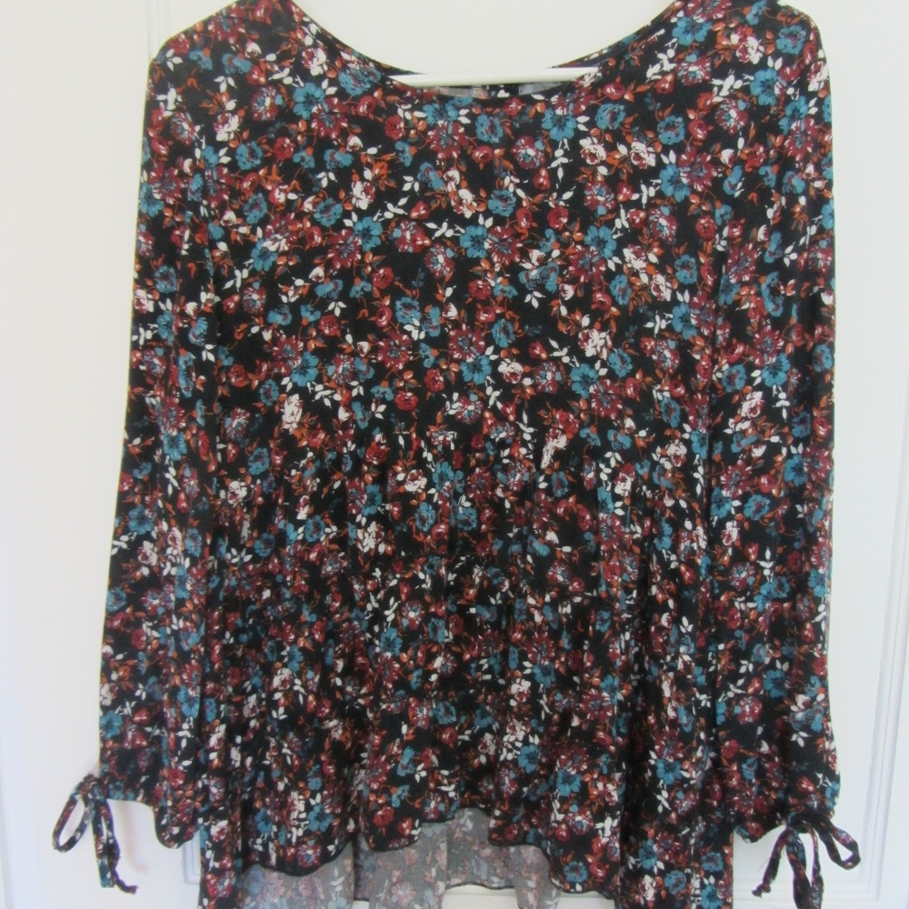 Floral Long Sleeve Flowy Blouse