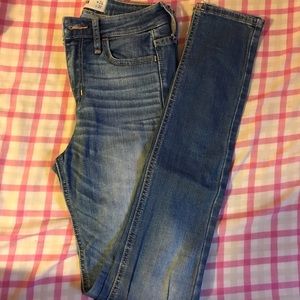 Hollister super skinny high rise jeans