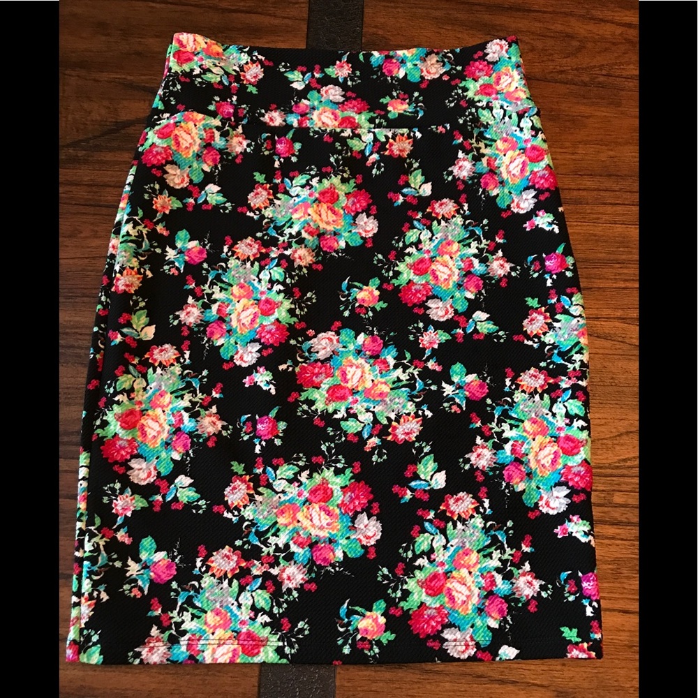 LuLaRoe Vintage Floral Unicorn Cassie