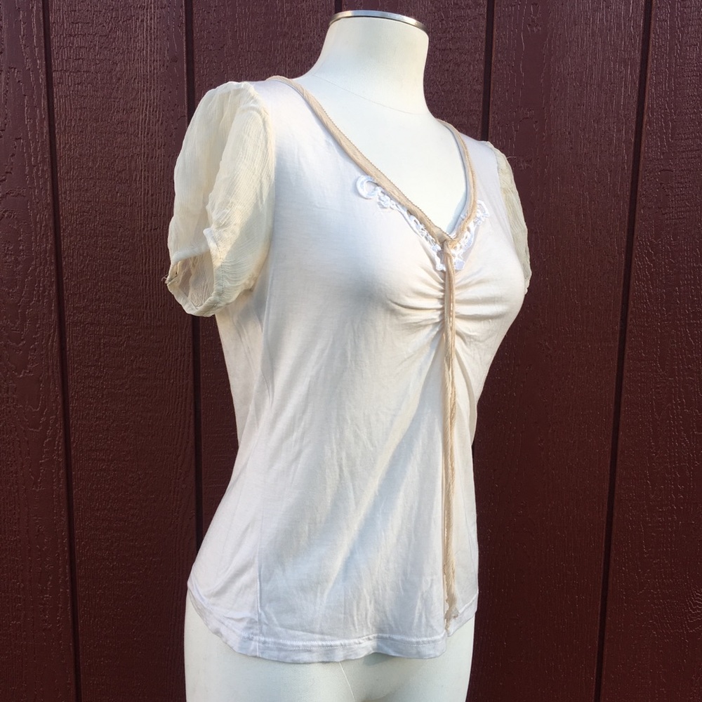 JON Soft Ivory top crêpe sleeves Lace Large L
