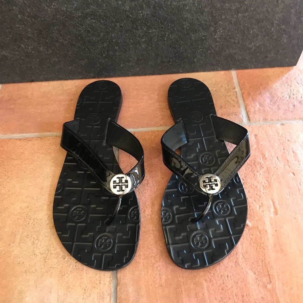 Tory Burch black patent flip flop