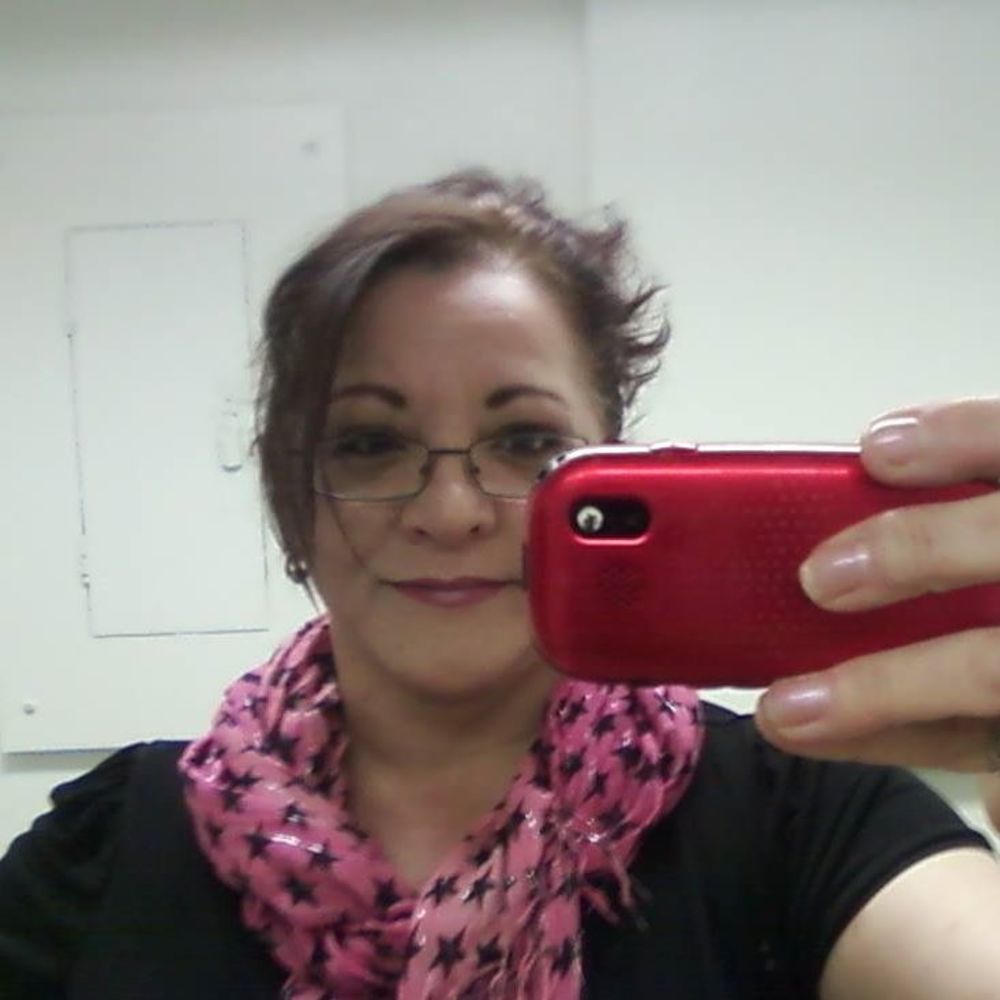 Meet your Posher, Claudia