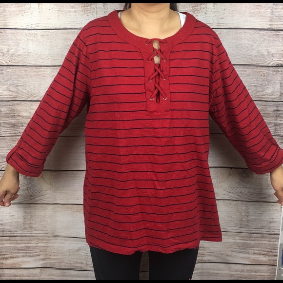 NWOT Croft & Barrow Lace Up Red W/ Striped Sz 2X - Picture 2 of 8