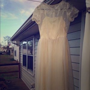 Vintage Cream dress size 5