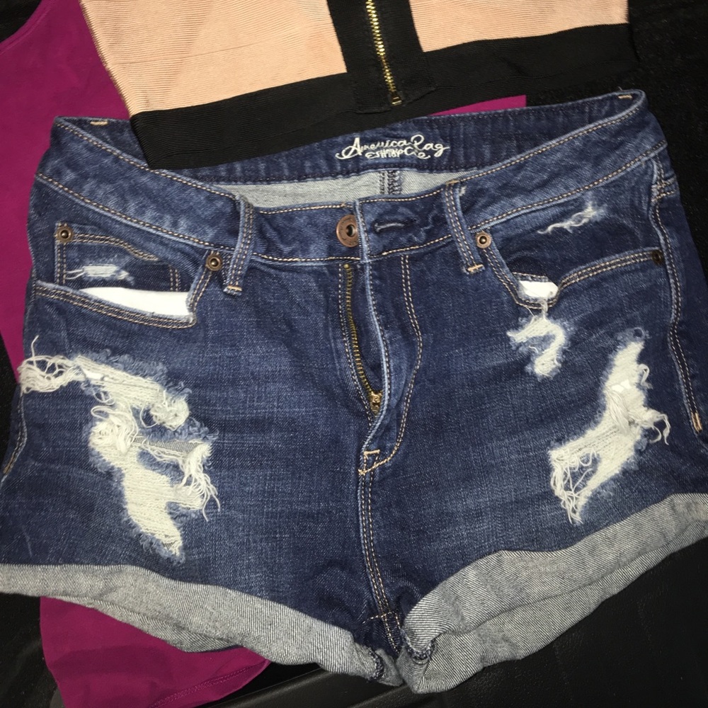 American Rag Jean shorts - Picture 2 of 3