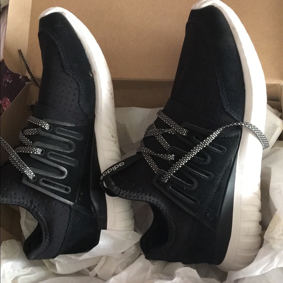 Adidas tubular radial - Picture 2 of 4