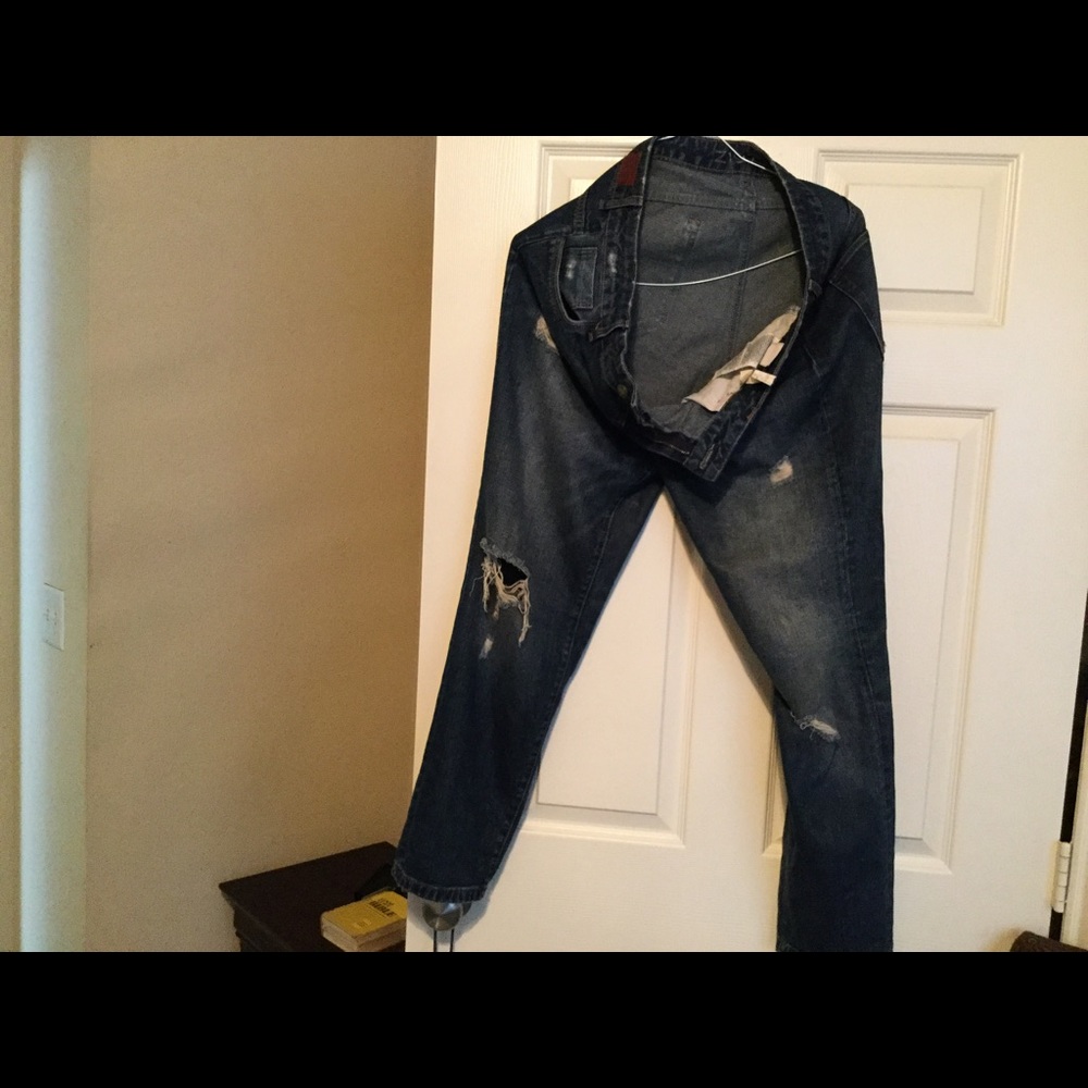 Zara distressed boyfriend Jeans