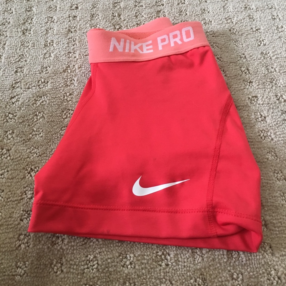 Red nike pros