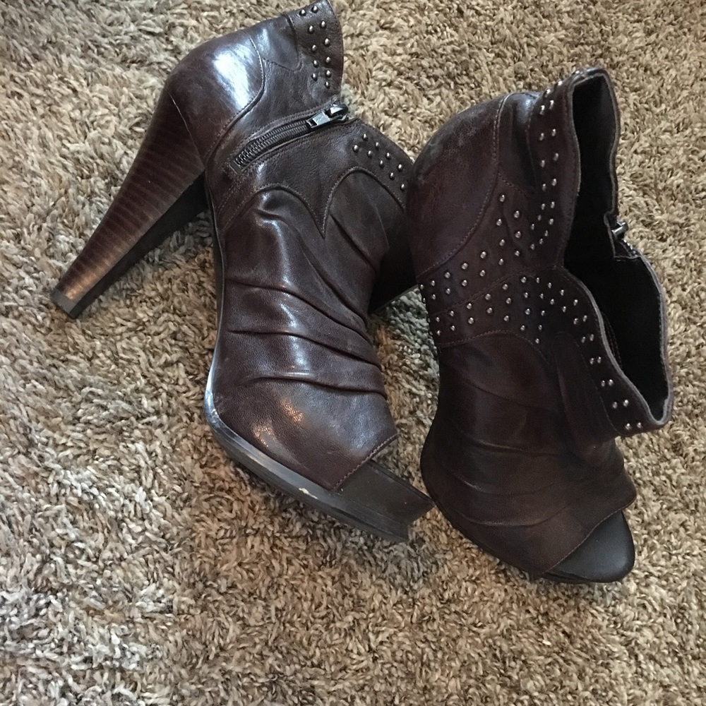 Mark Fischer open toe heels