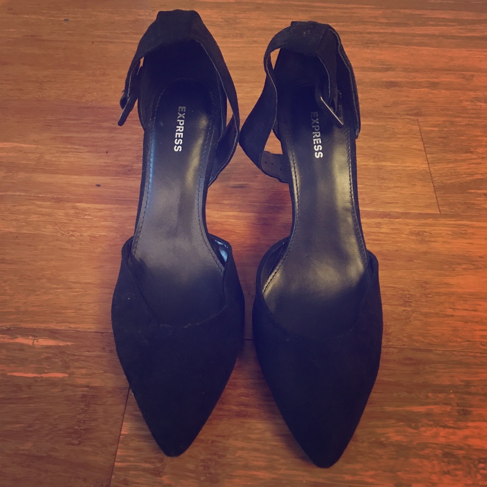 Express heels
