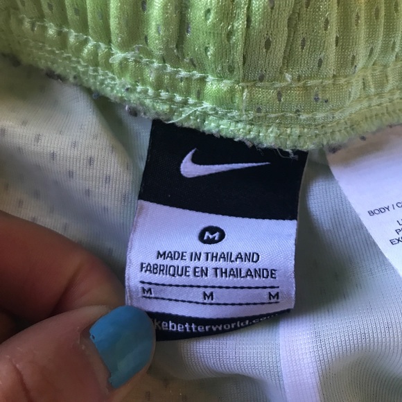 Women's NIKE Basketball Shorts - Picture 2 of 3