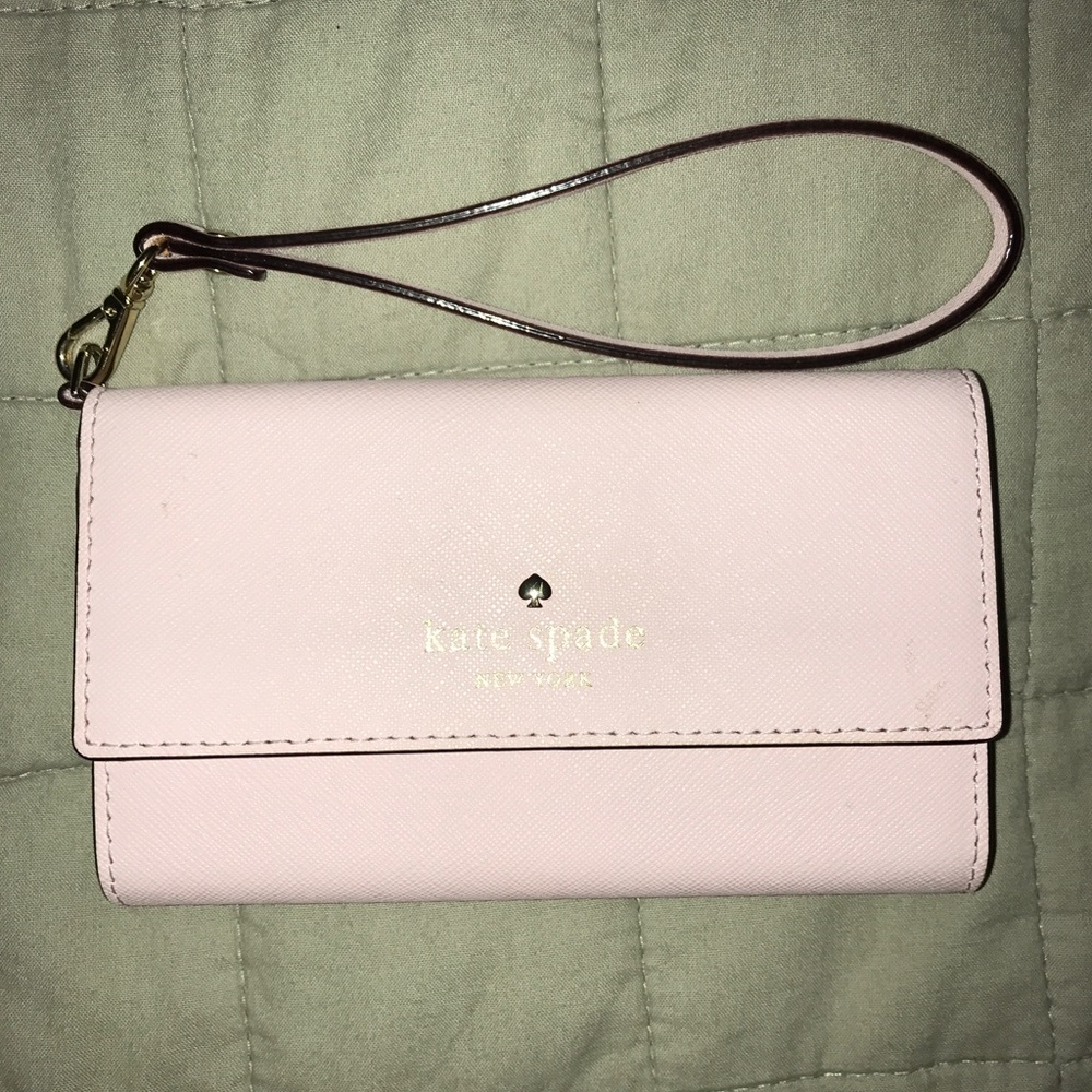 Kate Spade Smart-Phone Wristlet