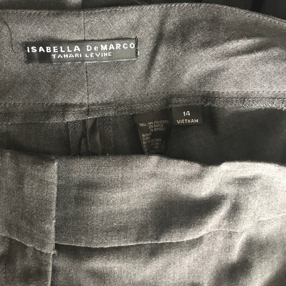 Isabelle DeMarco Tahari Levine - Picture 4 of 4