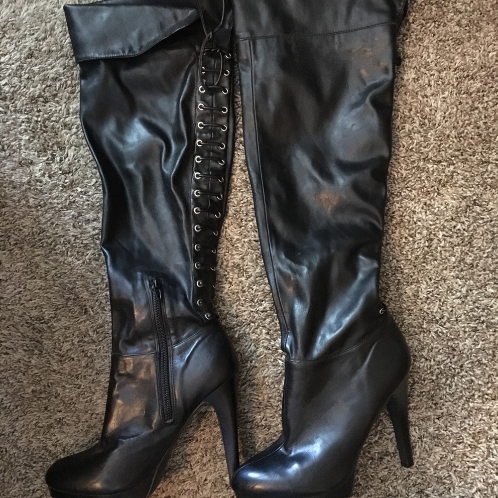 Black laceup boots with heel