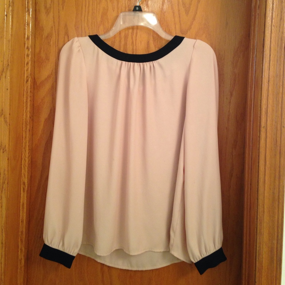 Lovely dressy blouse