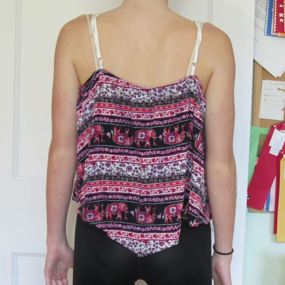 Patterned Flowy Tank Top - Picture 4 of 4