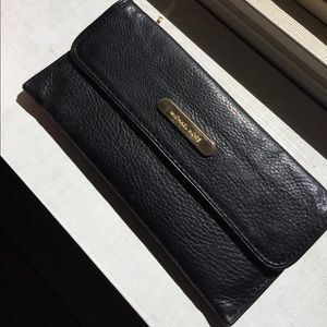 MICHAEL KORS skinny wallet