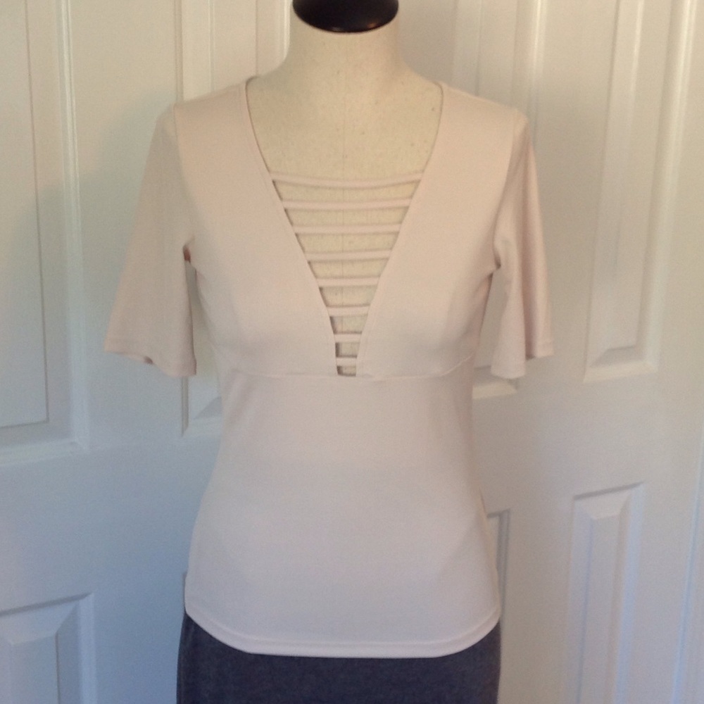 BOGO‼️Cream/ivory pretty top!