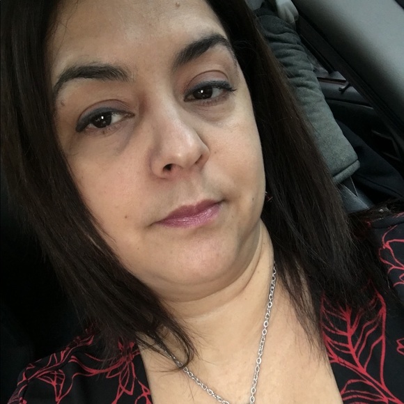 Meet your Posher, Lizaira - Picture 1 of 1