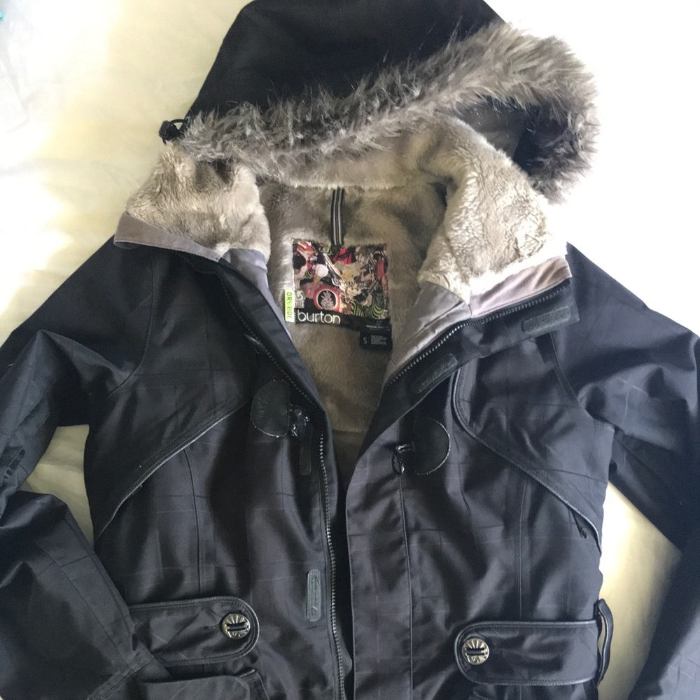 Burton snowboarding Dryride jacket