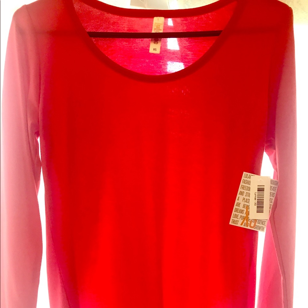 XS True Red Lularoe Lynnae Long-sleeve T NWT
