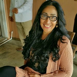 Meet your Posher, Carmen