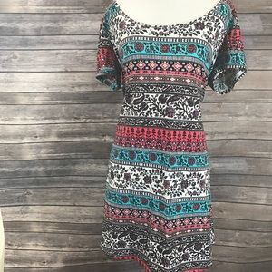 Multi print short sleeve dress.